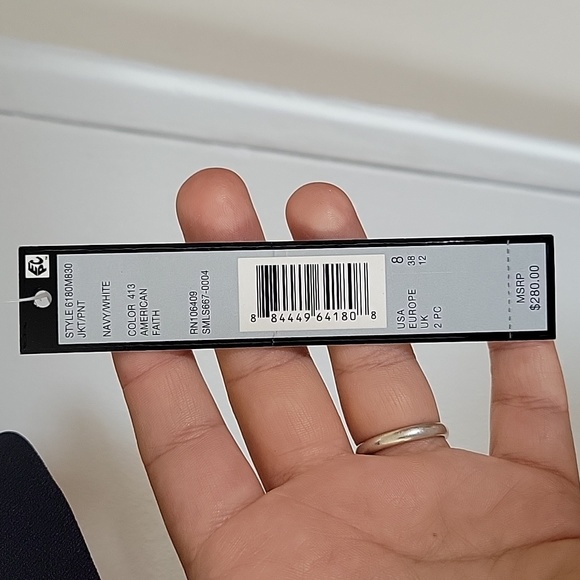 Tahari Tuxedo Style Blazer Navy Blue and White - Picture 9 of 12